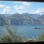 Michela Apartman Brenzone sul Garda