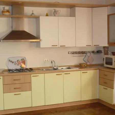 Michela Apartment *