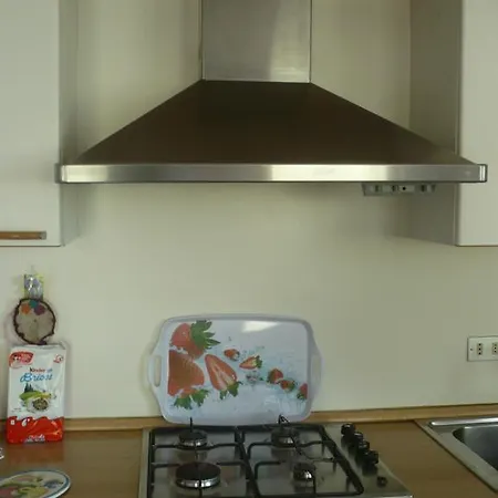 Michela Brenzone sul Garda